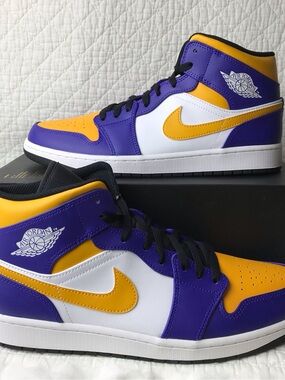 Nike Air Jordan 1 Mid Shoes Men’s SZ 12 Dark Concord Taxi White DQ8426-517
